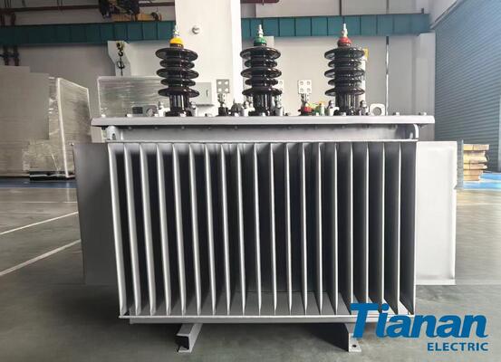 Olie-onderdompelde transformator met ONAN-koelmethode die elektrische energie omzet en distribueert